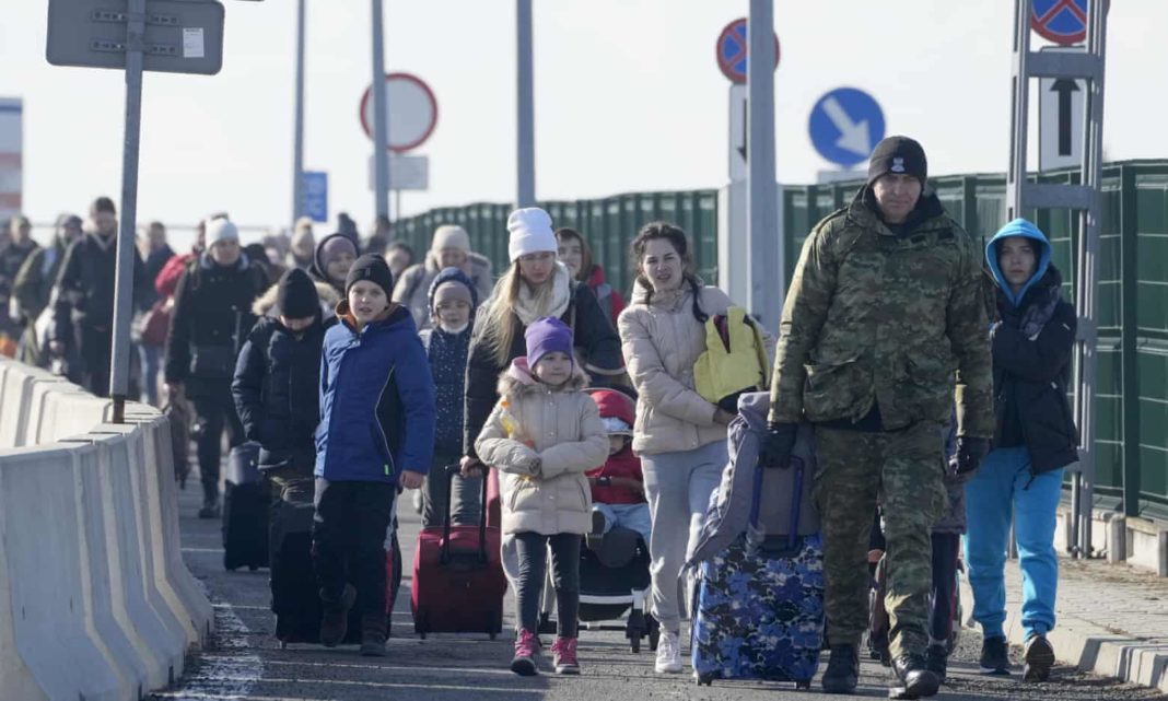 766.612 cetăţeni ucraineni au intrat în România de la declanşarea crizei din ţara vecină