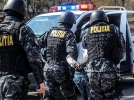 Procurorii DIICOT au reţinut 14 persoane într-un dosar ce vizează constituirea unui grup infracţional organizat şi trafic de droguri