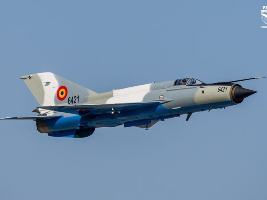 În perioada suspendării activităților de zbor cu aeronavele MiG-21 LanceR, Forțele Aeriene Române vor continua să execute Serviciul de luptă Poliţie Aeriană cu aeronavele F-16 din dotare