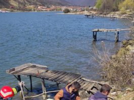 Mehedinţi: Cadavrul unui bărbat, scos de pompieri din Dunăre
