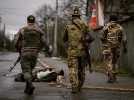 Liderii mondiali condamnă uciderea civililor neînarmaţi la Bucea şi Kiev (sursa foto: Vadim Ghirda)