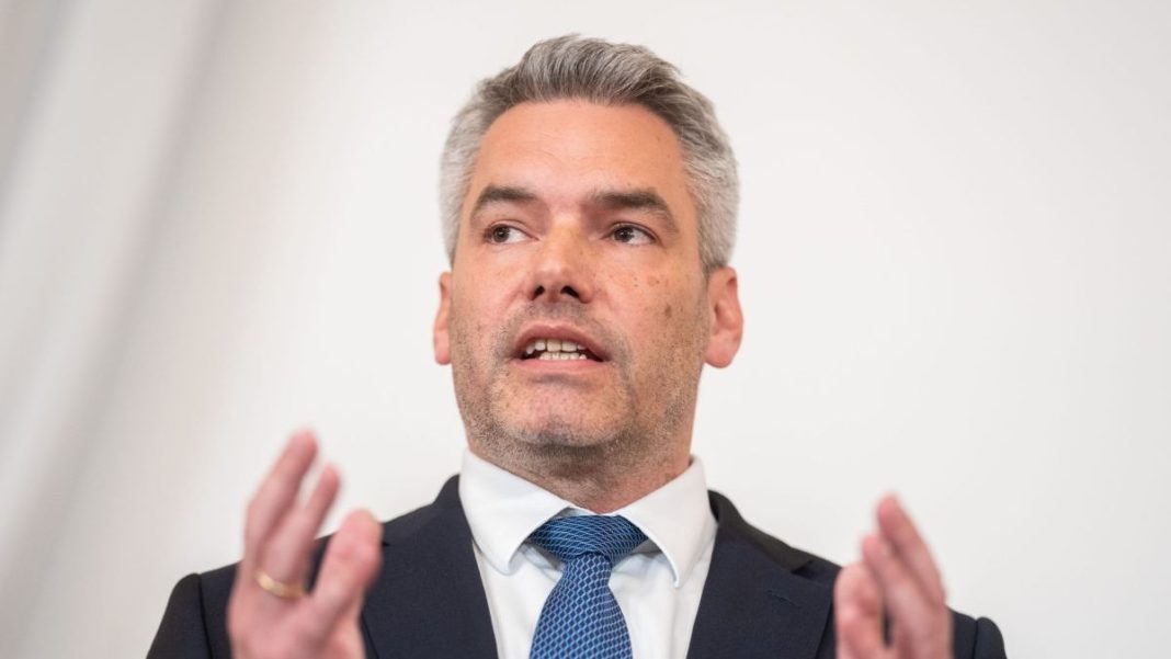 Cancelarul Austriei: Dialogul cu Putin a fost „direct, deschis şi dur“