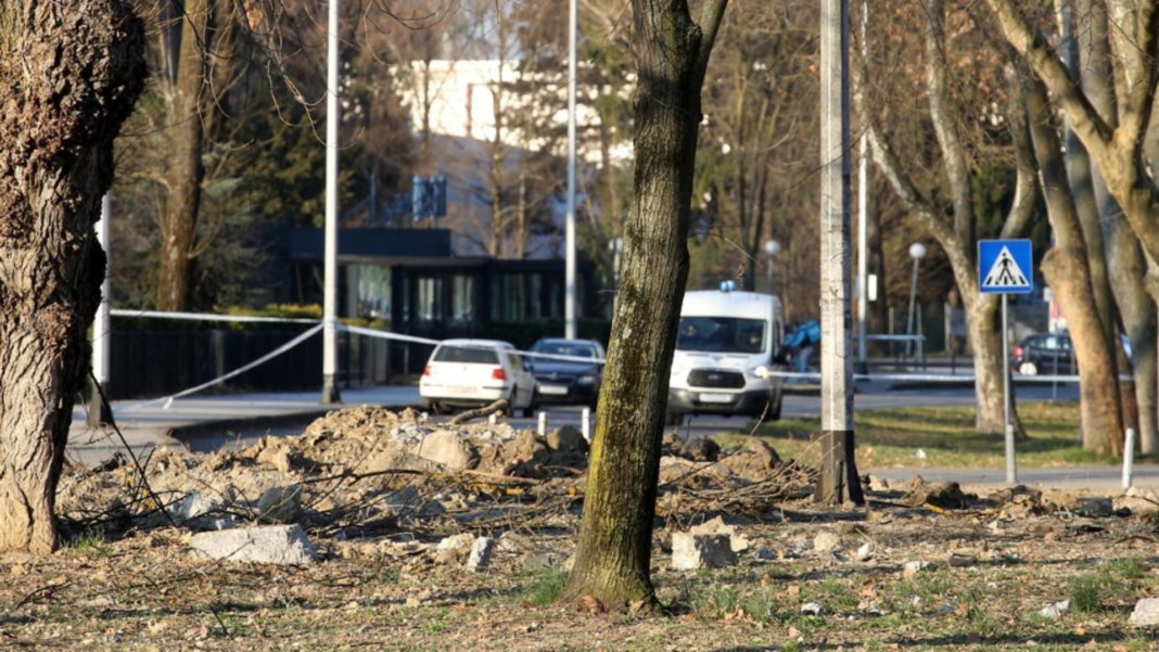 Drona căzută la Zagreb transporta o bombă care conţinea o substanţă neidentificată