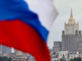 Rusia expulzează 27 de diplomaţi spanioli şi 24 italieni