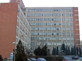 Un bărbat bolnav de cancer s-a aruncat de la etajul IV al Spitalului din Oradea
