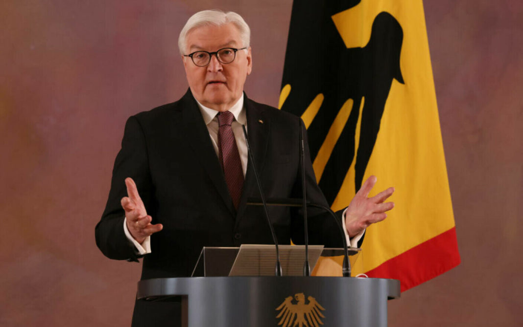 Berlinul anunță că Zelenski și Steinmeier s-au împăcat. Președintele Germaniei a fost invitat la Kiev