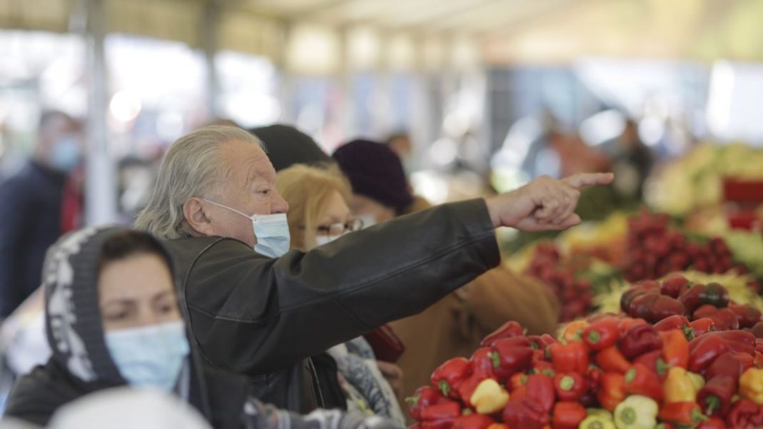 Sindicaliștii au inițiat acest miting pentru creșterea salariului minim pentru angajații din agricultura si industria alimentară