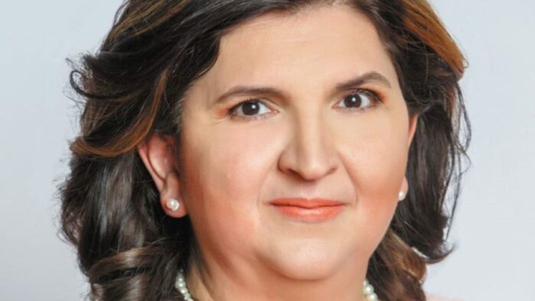 Corina Popescu a fost revocată din funcţia de director general al Electrica