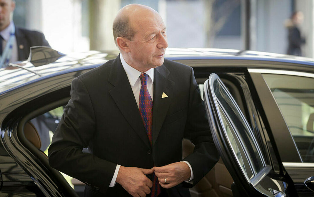 Traian Băsescu trebuia să se mute din vila de protocol până pe 1 iunie