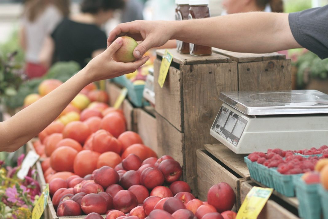 ANAF a amendat importatori de legume-fructe