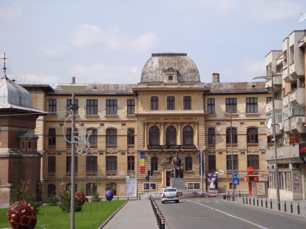 Primăria Craiova a anunțat că săptămâna aceasta depune documentația pentru a obține un aviz de la Ministerul Culturii pentru reabilitarea Colegiului Național Carol I din Craiova