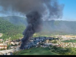 Douăzeci de răniţi şi mulţi dispăruţi după o explozie la o uzină chimică din Slovenia