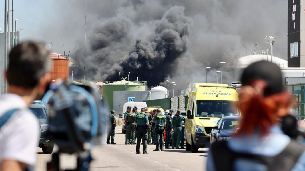 Muncitor român mort în explozia la o fabrică de biodiesel din Spania