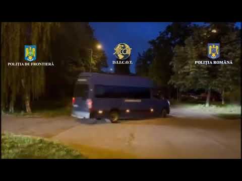 (VIDEO) 37 percheziţii în 5 judeţe la traficanţi de migranţi￼￼