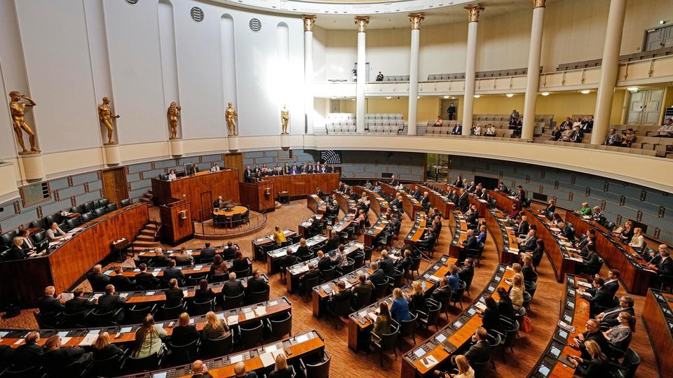 Parlamentul finlandez susţine cererea de aderare a ţării la NATO