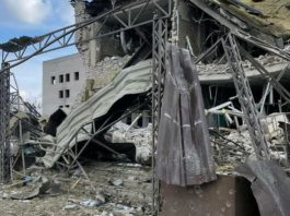 44 de cadavre, găsite sub dărâmăturile unei clădiri distruse de ruși în Izium