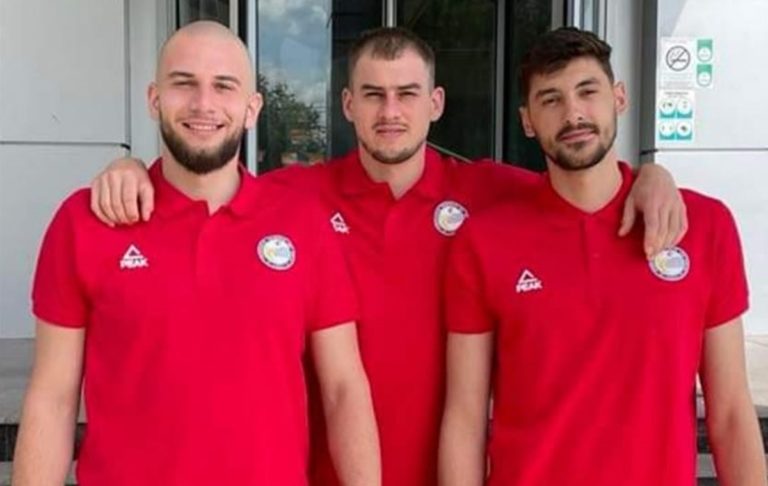 Trei voleibalişti de la SCMU au fost convocaţi la naţională