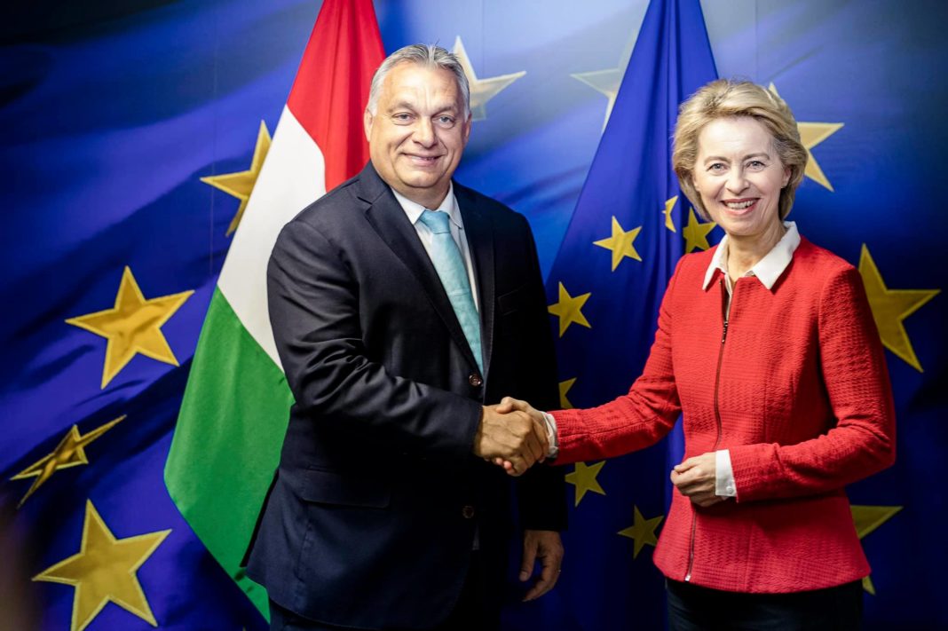 Ursula von der Leyen anunță „progrese” după discuţiile cu Viktor Orban în legătură cu embargoul UE asupra petrolului rusesc