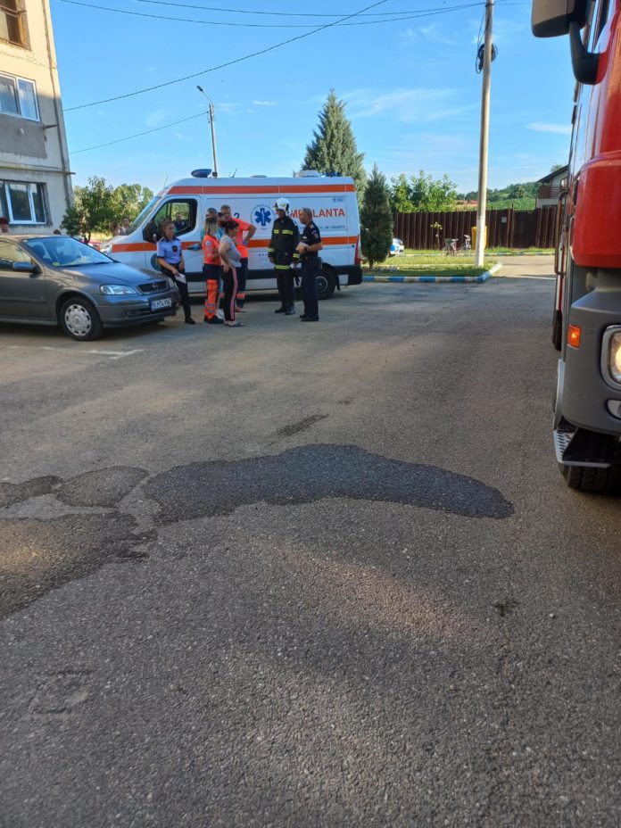 Gorj: Explozie la etajul al treilea al unui bloc din Turceni Gorj: Explozie la etajul al treilea al unui bloc din Turceni