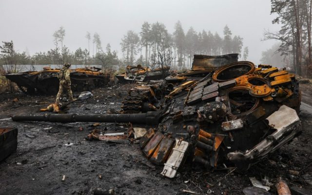 Rusia spune că a distrus la Kiev vehicule blindate (Foto: G4Media)