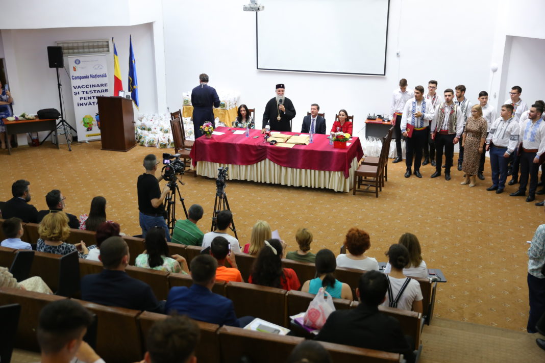 Olimpicii la Religie au fost premiaţi la ISJ Dolj