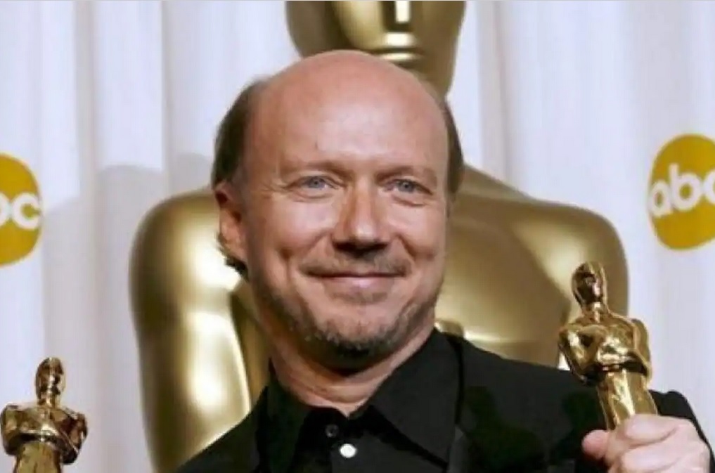 Paul Haggis a scris şi regizat filmul “Crash” care a fost premiat cu Oscar