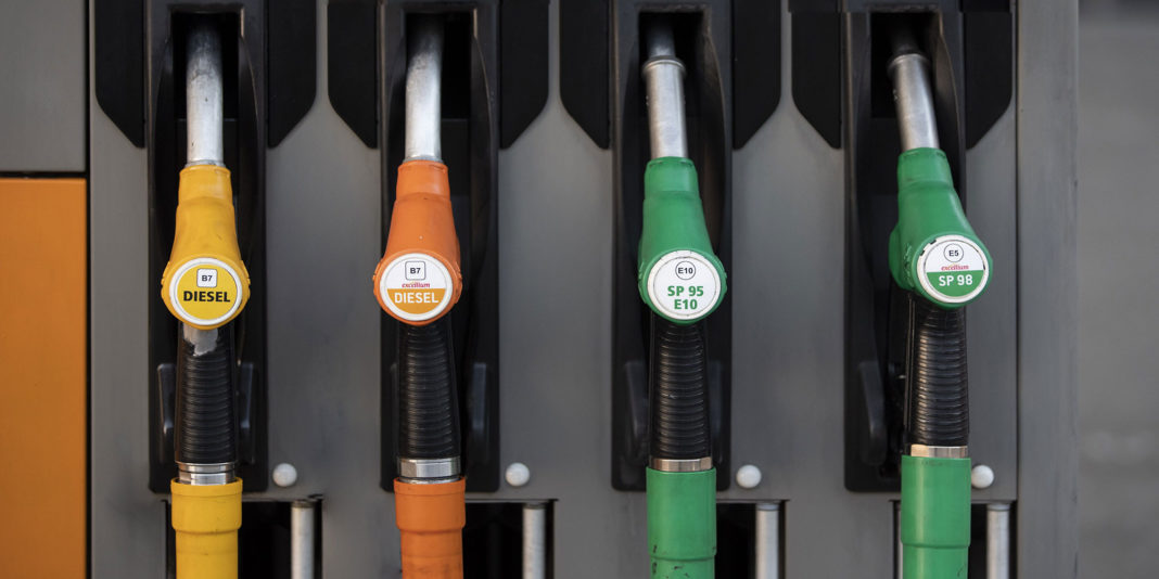 Majorarea subvenției pentru carburanți se va aplica de la 1 iulie până cel puțin la finalul lunii septembrie, când piața carburanților va fi analizată din nou