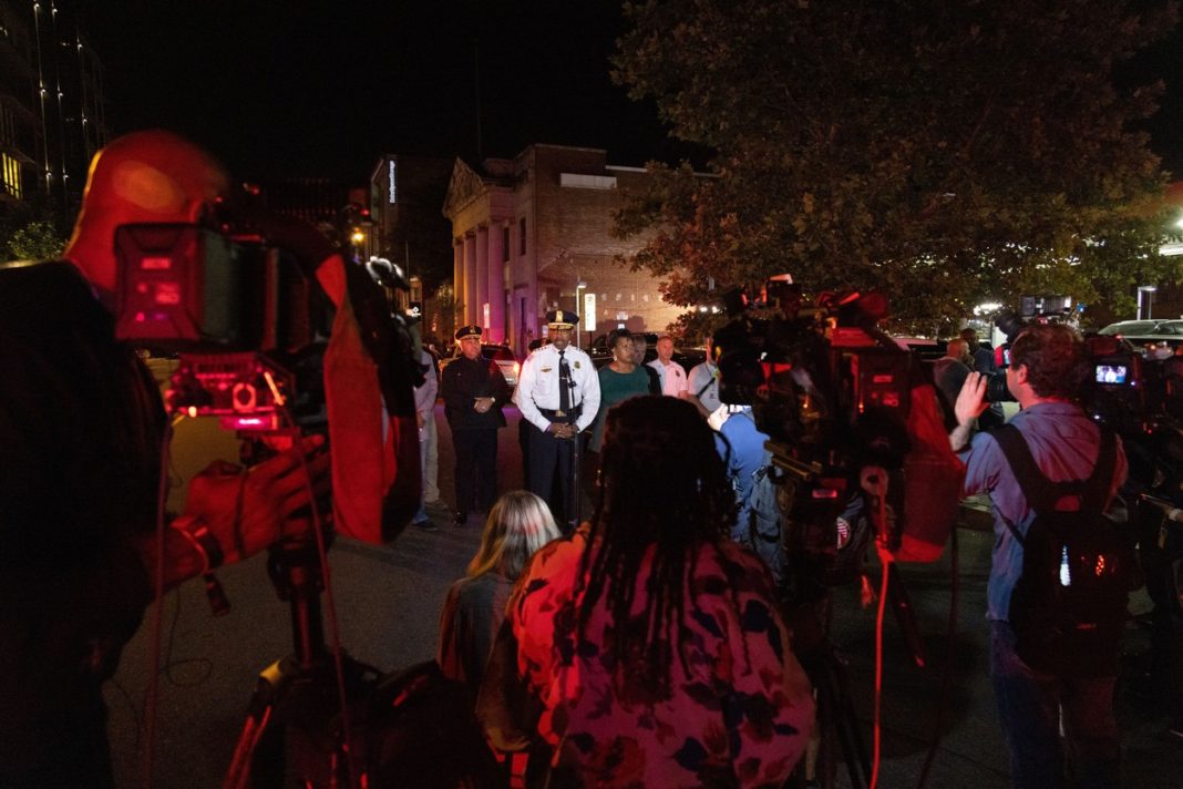 Focuri de armă la un concert în Washington