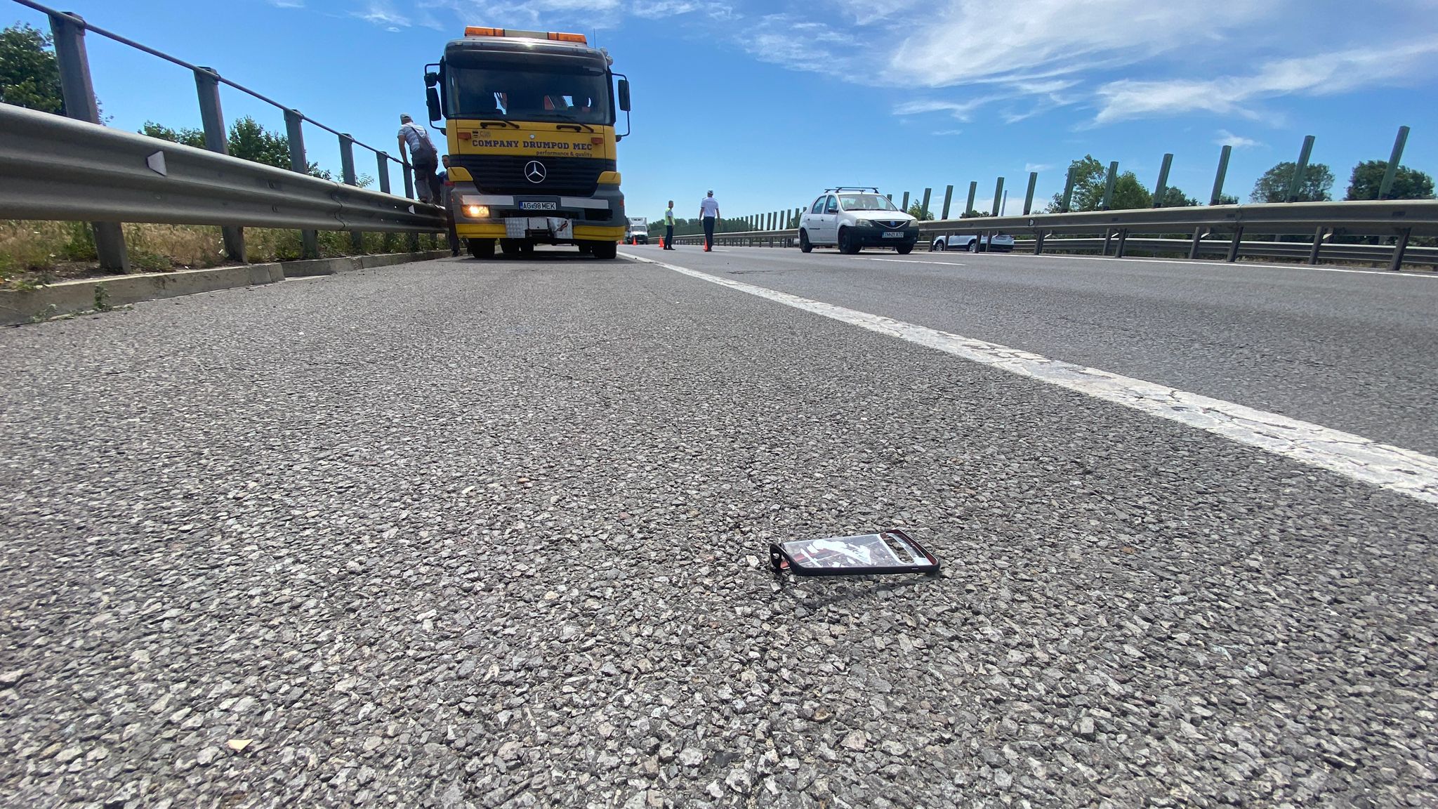 Bărbat lovit de un autotren pe autostrada Bucureşti - Piteşti