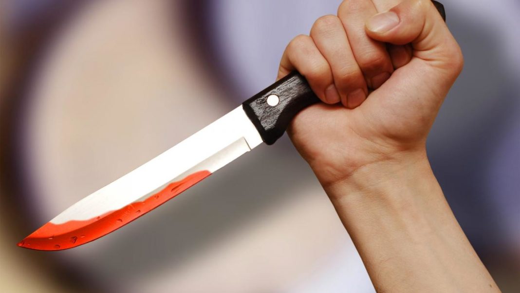 Un adolescent s-a înjunghiat singur în timpul unei încăierări