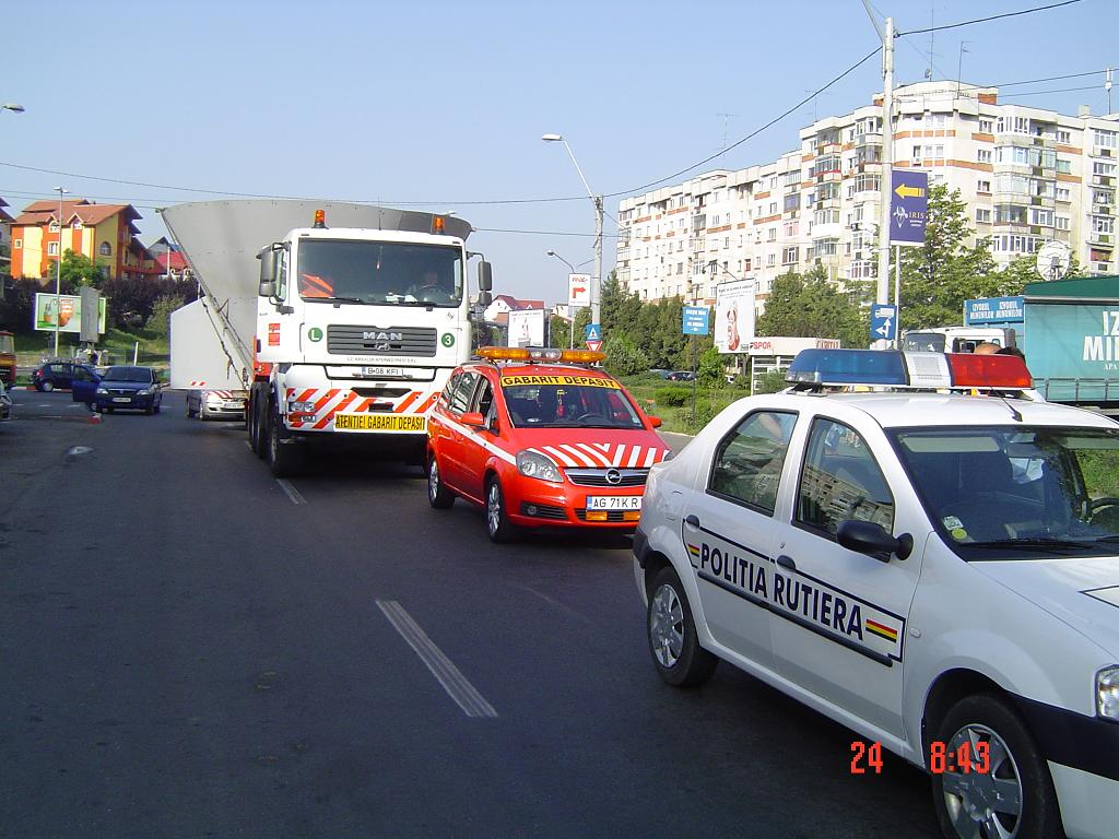 Transportul urmează să fie însoțit pe traseul precizat de echipaje ale poliției rutiere