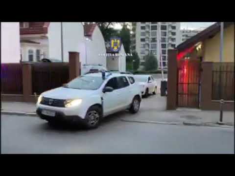 (VIDEO) Percheziţii la persoane bănuite de șantaj, cămătărie, furt