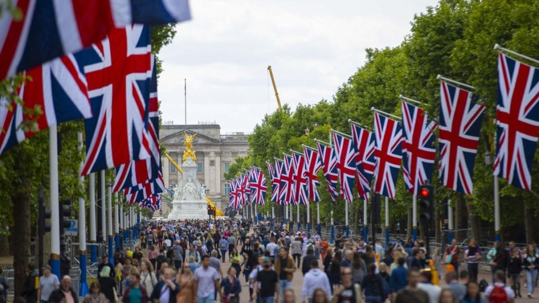 Începe Jubileul de Platină în Marea Britanie