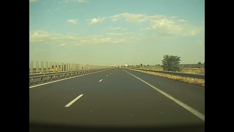 VIDEO: Mașină pe contrasens în apropiere de Nădlac
