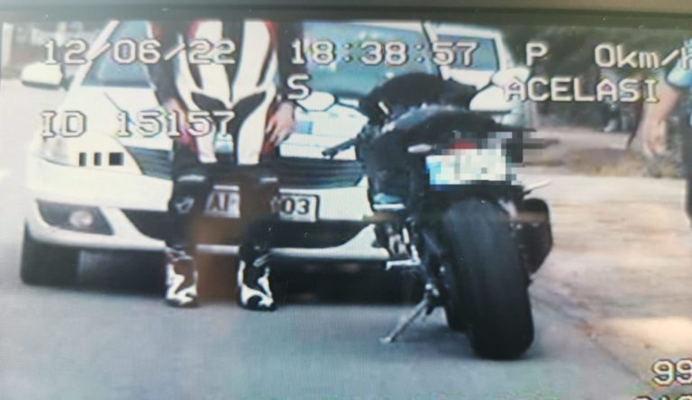 (VIDEO) Motociclist fără permis, prins conducând cu 155 km/h în Dolj