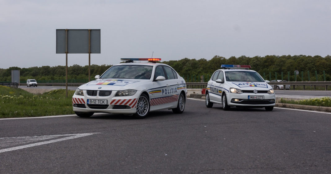 Șofer rămas fără permis după ce a fost prins conducând cu 227 km/h