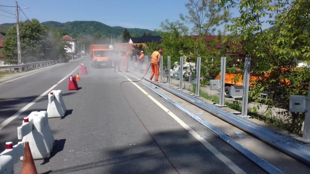 Vâlcea: Restricții de circulație pe mai multe drumuri