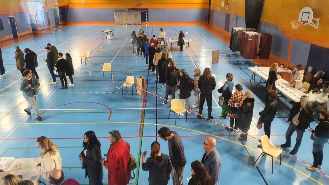 Primul tur al alegerilor legislative, în Franţa