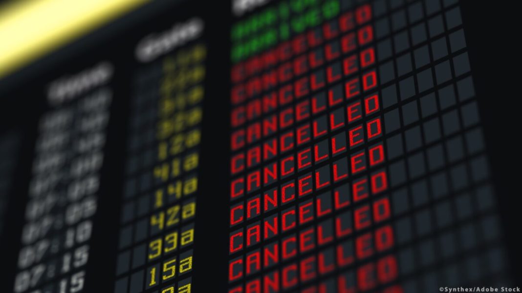 Industria aeronautică se confruntă cu un număr uriaş de zboruri anulate
