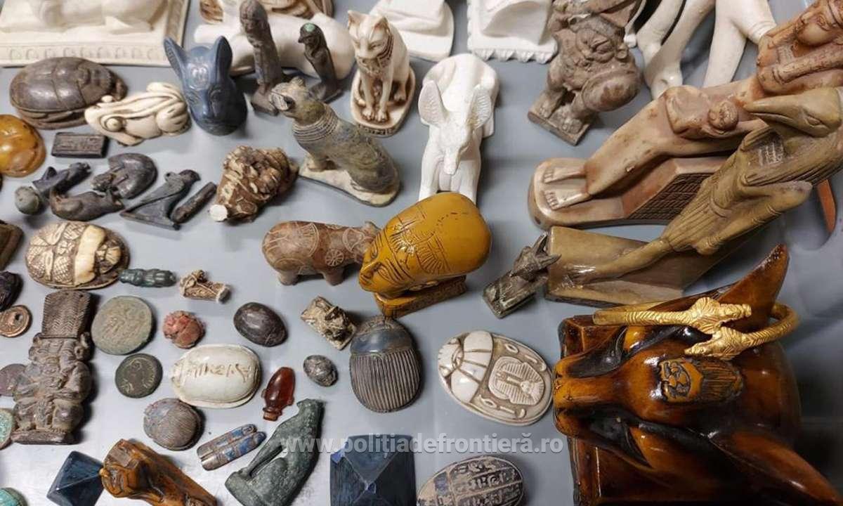 Obiectele – monede, statui, bijuterii din epoca romană - au fost trimise specialiştilor din cadrul Muzeului Naţional de Istorie a României