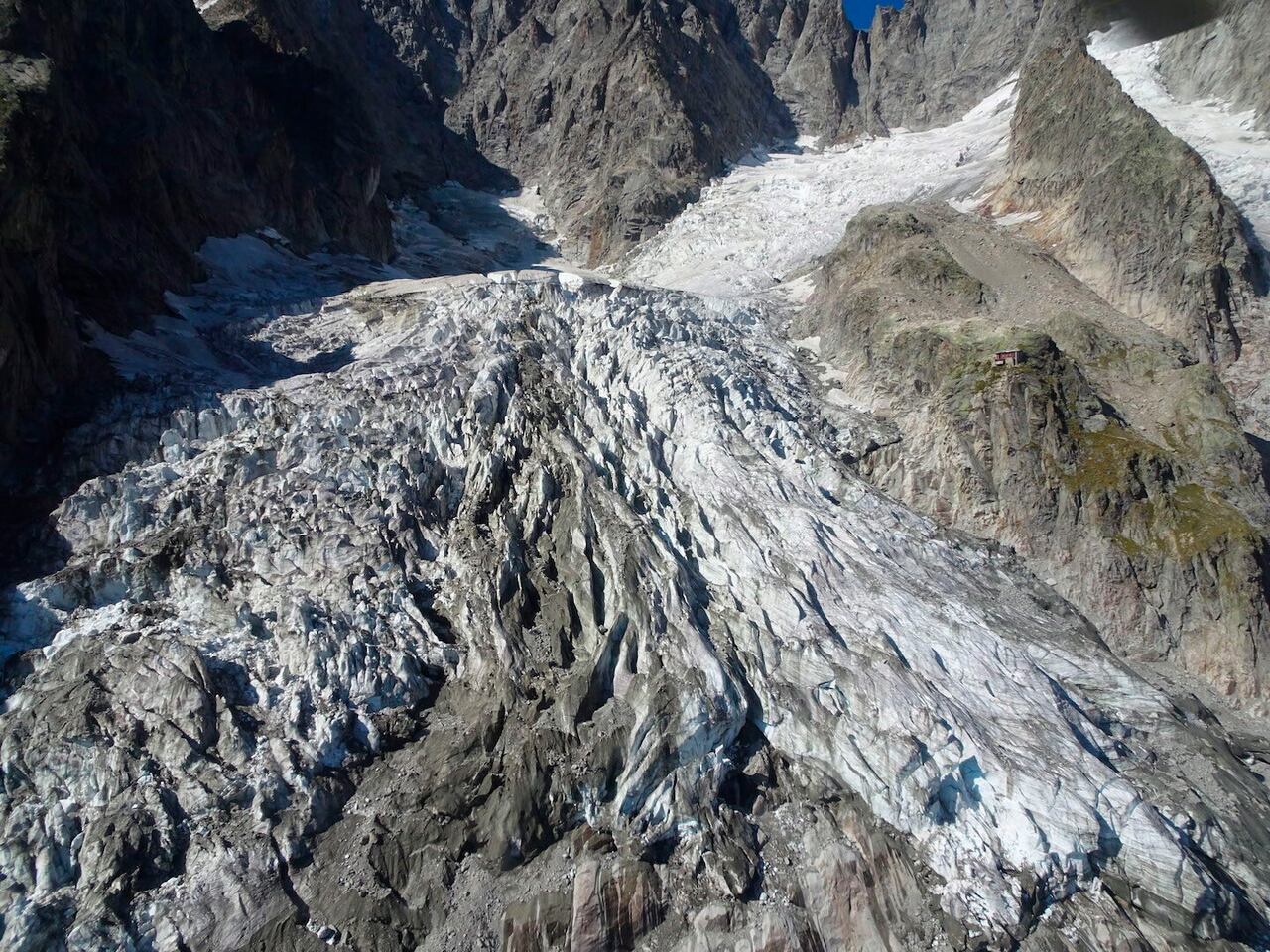 Avalanșă pe Marmolada, în Italia. MAE anunță că românii dați dispăruți sunt în siguranță