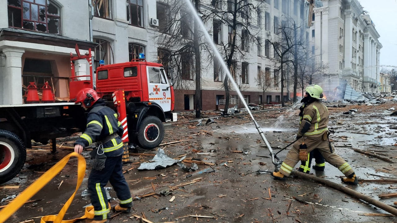 Doi morți și 19 răniți, după un bombardament al ruşilor asupra Harkovului