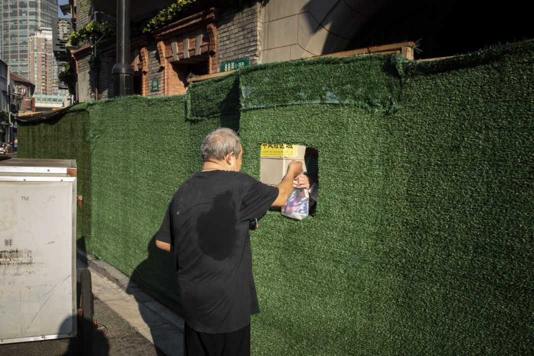 China a carantinat un oraș de 320.000 de locuitori pentru un singur caz de Covid