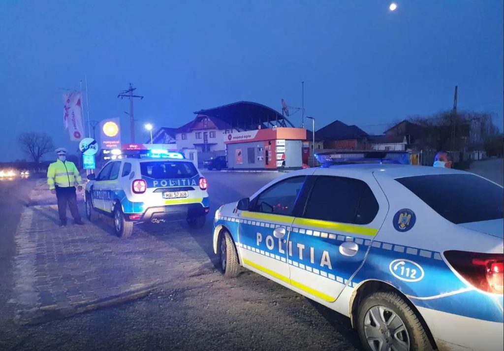 Tânăr băut și fără permis, prins de polițiști