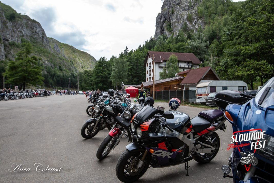 Sute de motocicliști vor ajunge în Baia de Fier