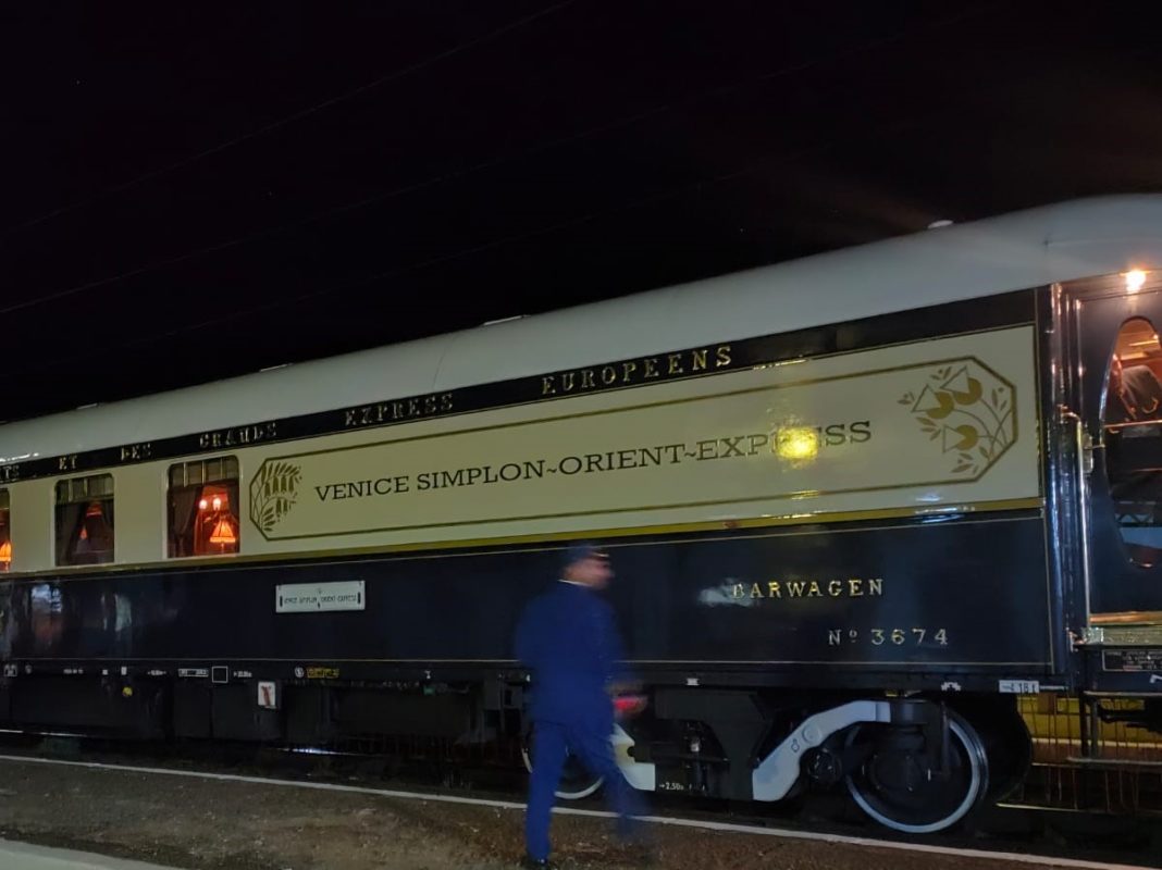 Orient Express revine în România. Oprește la Sinaia și București