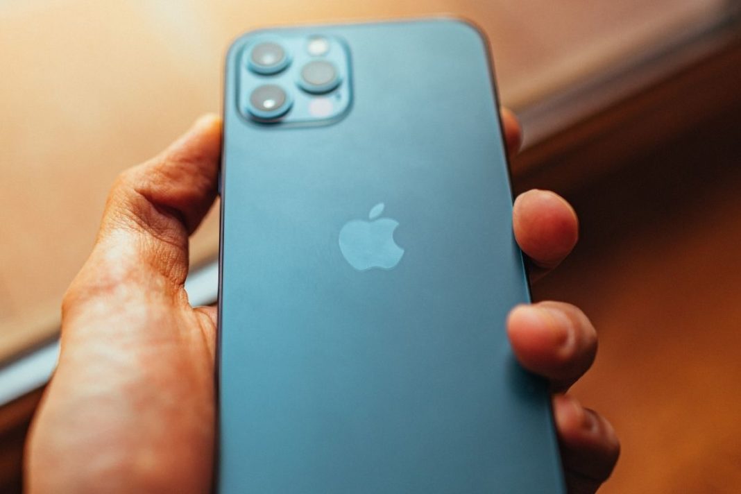 iPhone 14 va fi lansat în septembrie