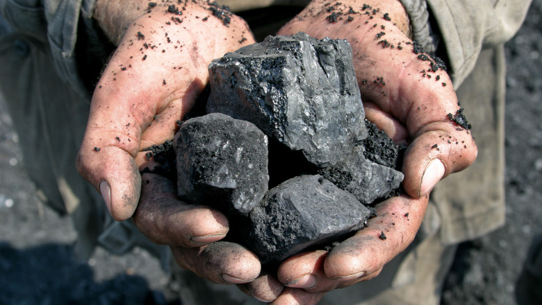 Polonezii, disperați să cumpere cărbune pentru iarnă (Foto: digi24.ro)