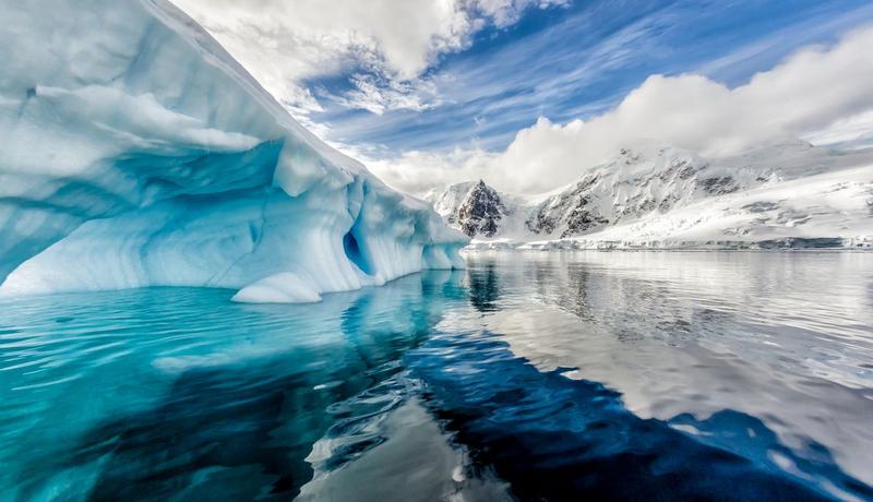 Banchiza Antarcticii a ajuns la cea mai mică suprafaţă de când se fac măsurători