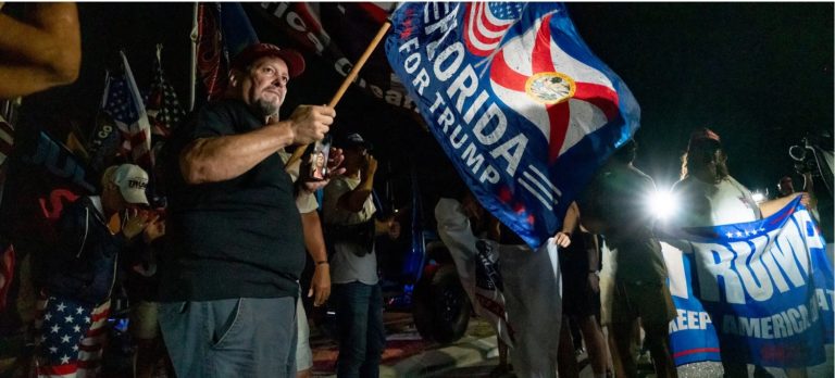 (VIDEO) Reședința lui Donald Trump din Florida, percheziționată de agenții FBI